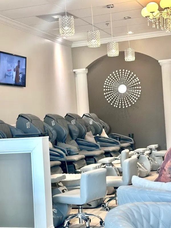 STAR NAILS — Nail salon in Titusville
